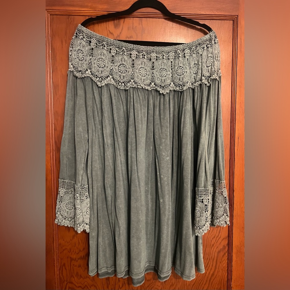 Gimmicks dusty blue/gray Off-Shoulder shirt 
Size L 
*PLEASE SEE DESCRIPTION*